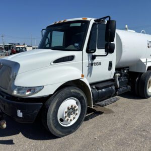 2006 INTERNATIONAL DURASTAR 4300 WATER TRUCK WT9389