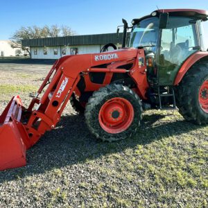 2017 KUBOTA M5-091HF 4WD TRACTOR AG2017