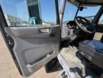 2015 PETERBILT 337 SERVICE TRUCK MT03 - Image 9
