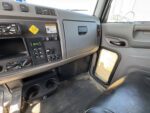2015 PETERBILT 337 SERVICE TRUCK MT03 - Image 18